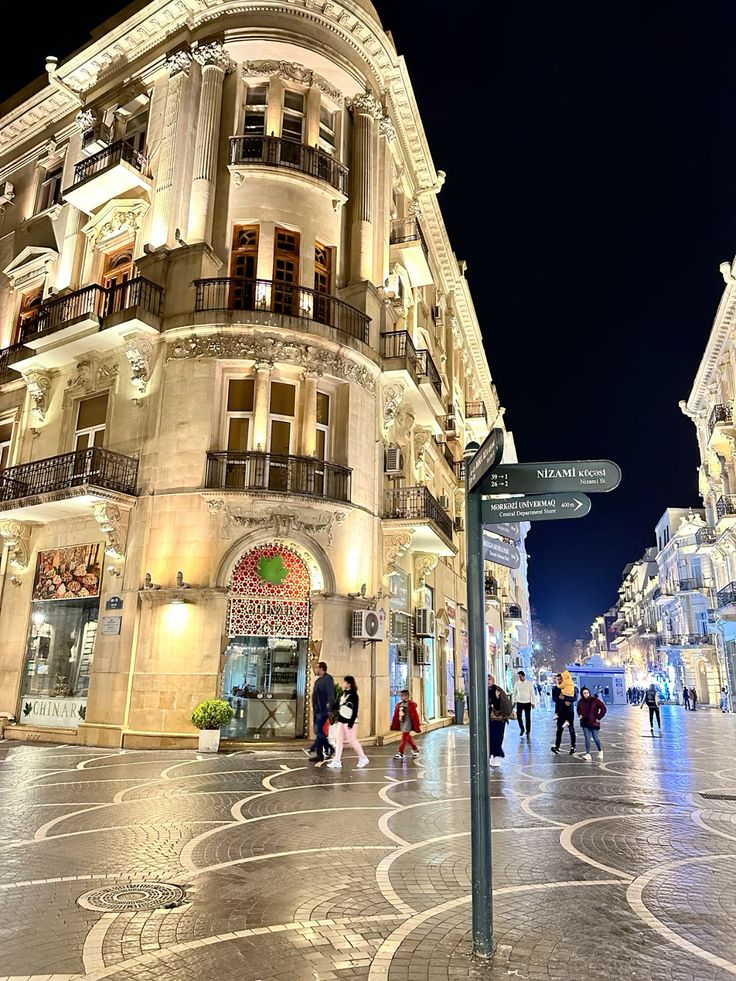 Baku Cultural Experience: Wine Tasting, Carpet Workshop & Old City Secrets – 1 of 11
