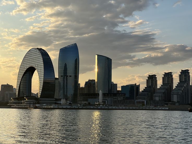 Baku Cultural Experience: Wine Tasting, Carpet Workshop & Old City Secrets
